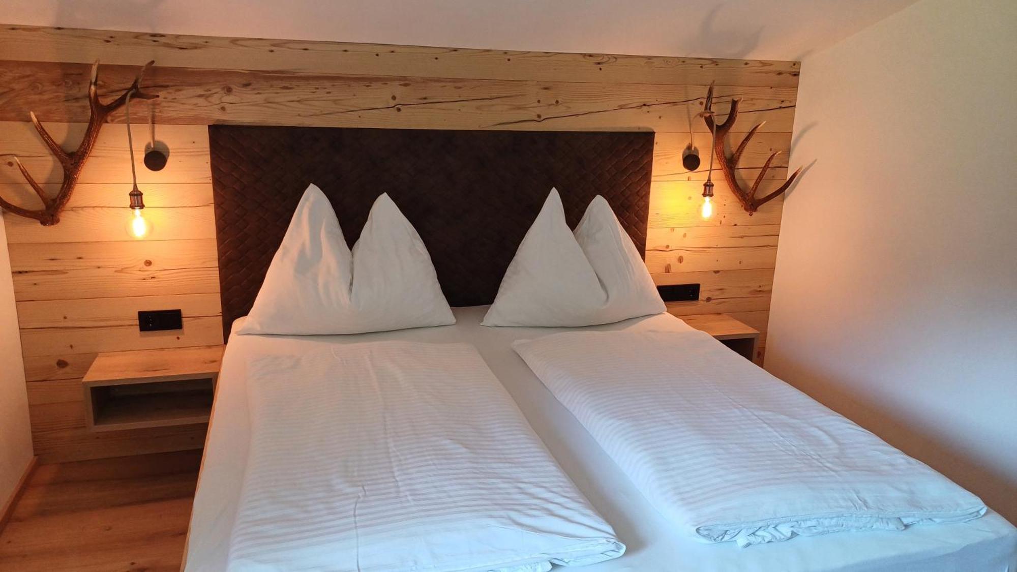 Teufenbachgut Hotel Lend ภายนอก รูปภาพ